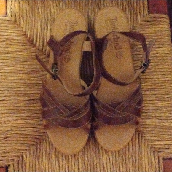 Shoes - Picture 4 of 8